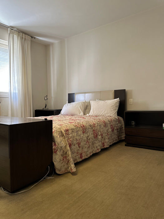 Cama de Casal com 2 Mesas de Cabeceira e Cômoda (colchão Incluso)