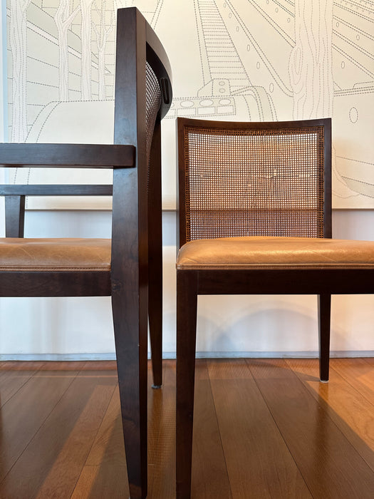 Conjunto de 10 Cadeiras (2 com braços) – Vermeil