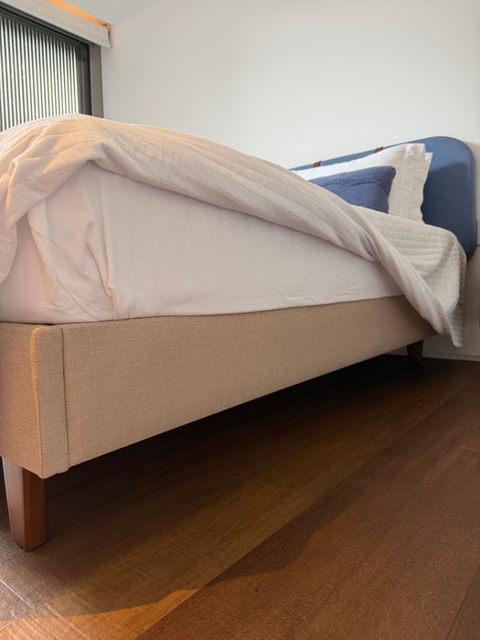 Cama King Size com Colchão – Marcenaria / Sleep Solutions