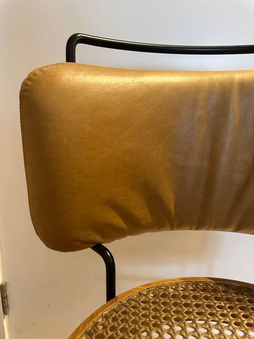 Par de Cadeiras “Iá-Iá” – Gustavo Bittencourt