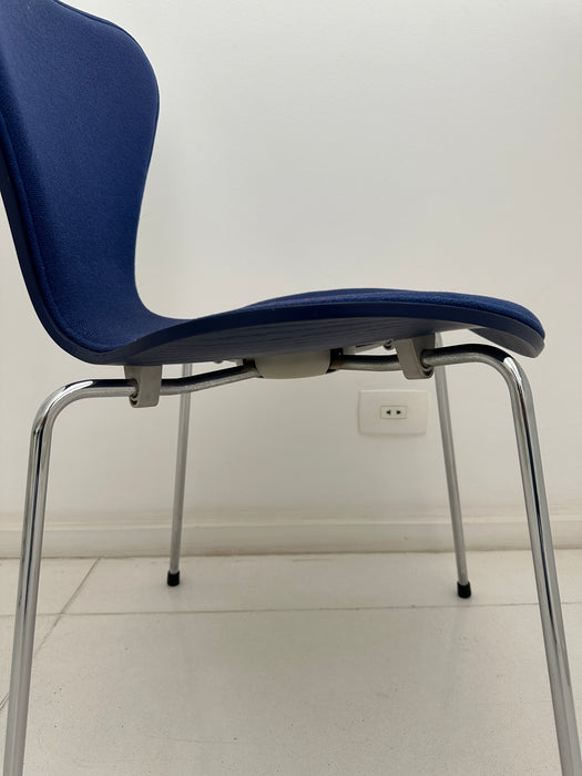 Par de Cadeiras "Serie 7" - Arne Jacobsen para Fritz  Hansen