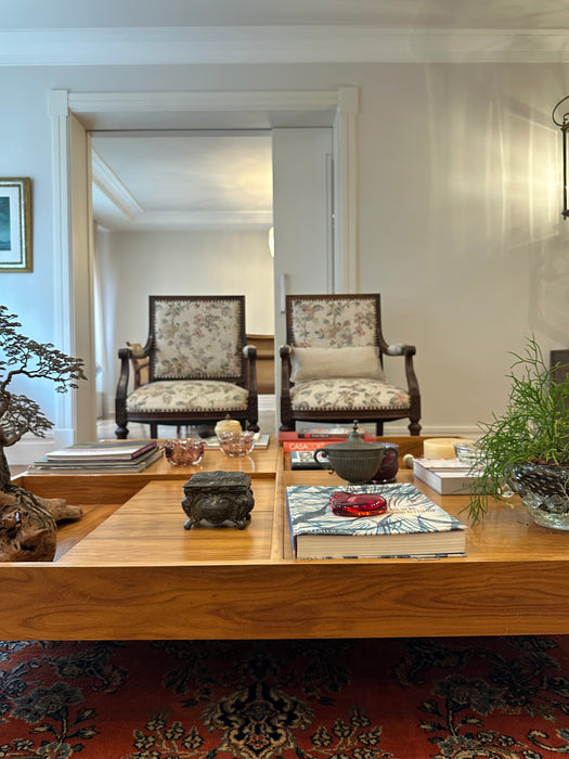 Mesa de Centro "Rosá" - Maria Cândido Machado