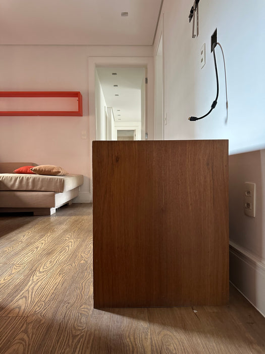 Par de Mesas de Cabeceira - Casa Pronta