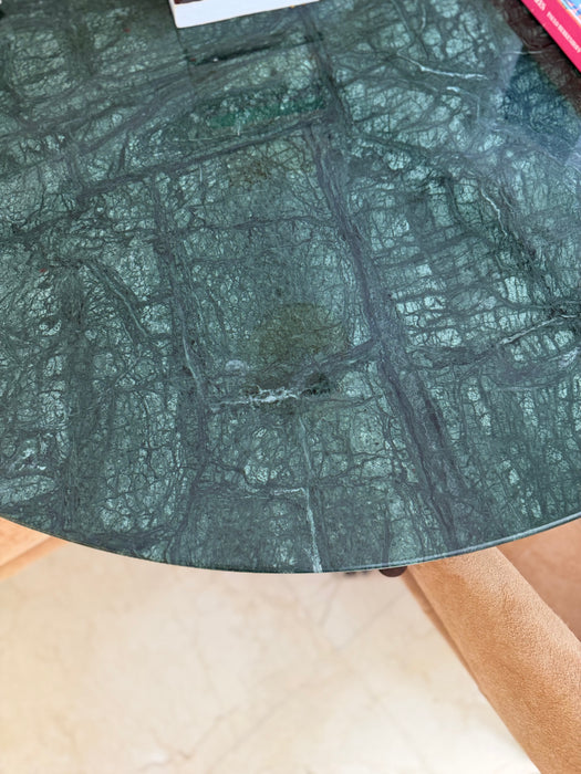 Mesa de Jantar Cone com Tampo em Mármore Guatemala