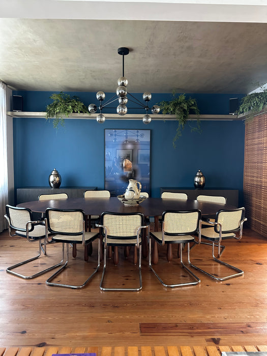 Mesa de Jantar "Chuva" Oval  – Léo Romano para Arquivo Contemporâneo