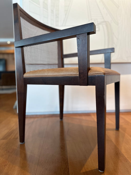 Conjunto de 10 Cadeiras (2 com braços) – Vermeil