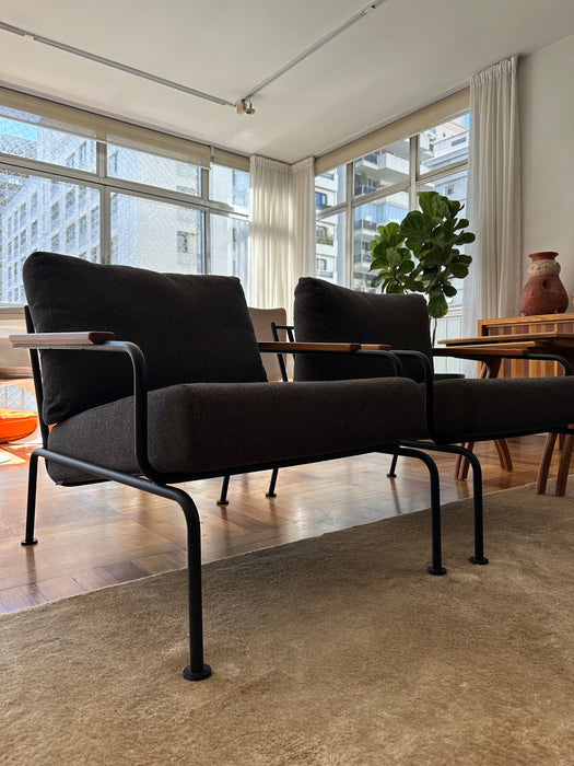 Par de Poltronas “Astor” - Fernando Jaeger Atelier