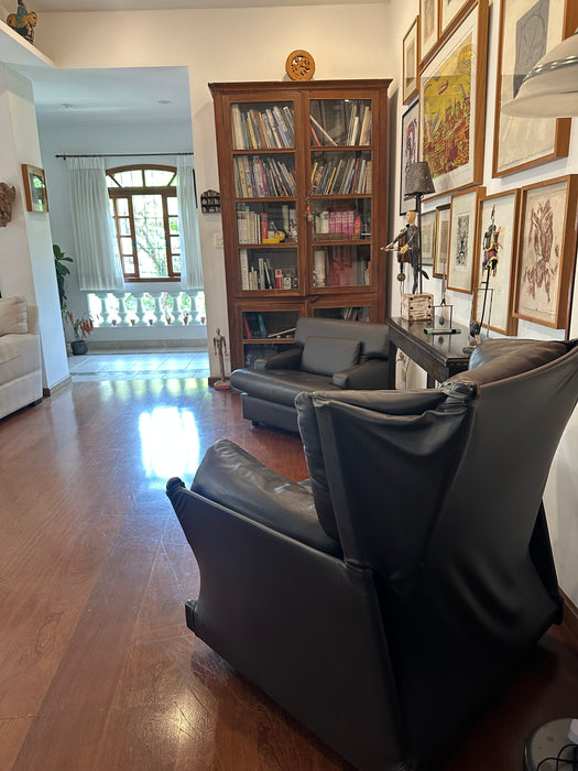 Poltrona “Viola D’Amore” em Couro – Piero di Martini para Cassina