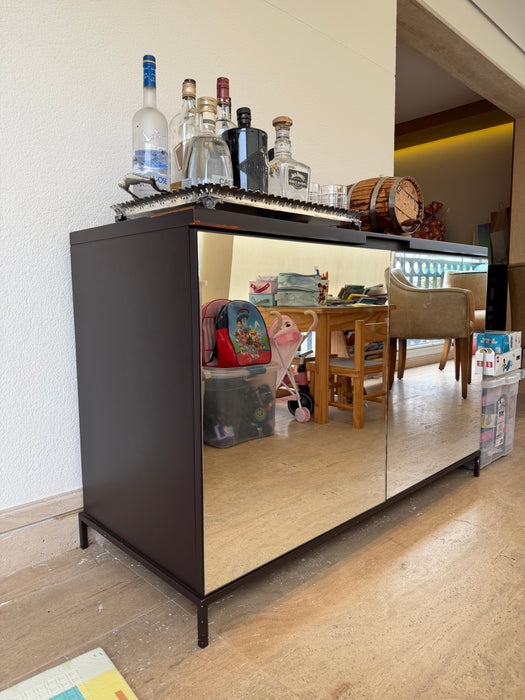Buffet "Kainz" – Artefacto