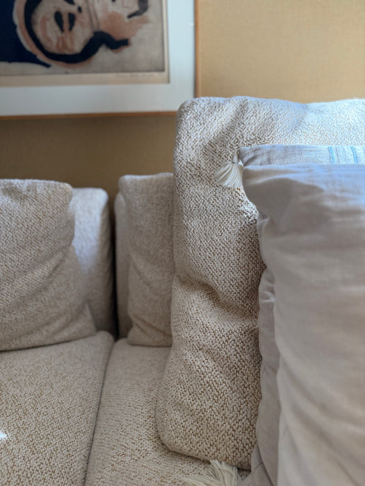 Sofá com Chaise – Entreposto