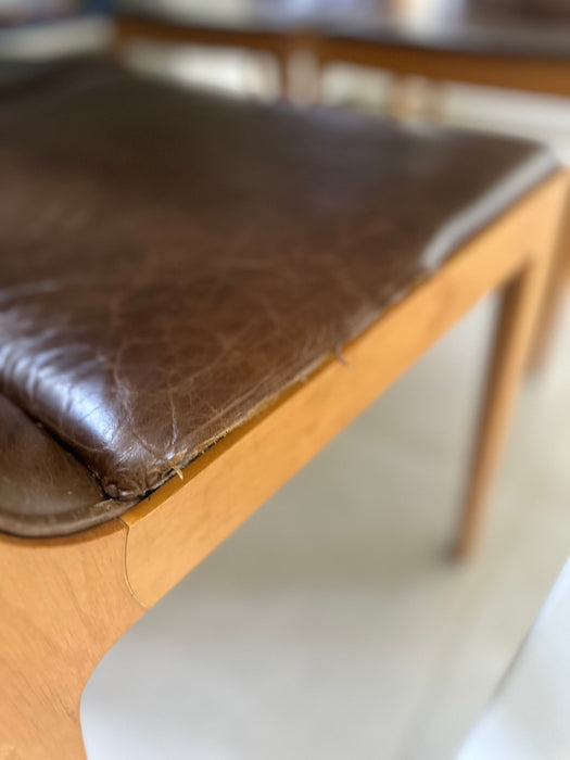 Conjunto com 4 Cadeiras "Malha" em Couro - Jader Almeida
