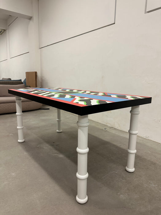 Mesa de Jantar "Madras" - Nathalie Du Pasquier para Memphis Milano