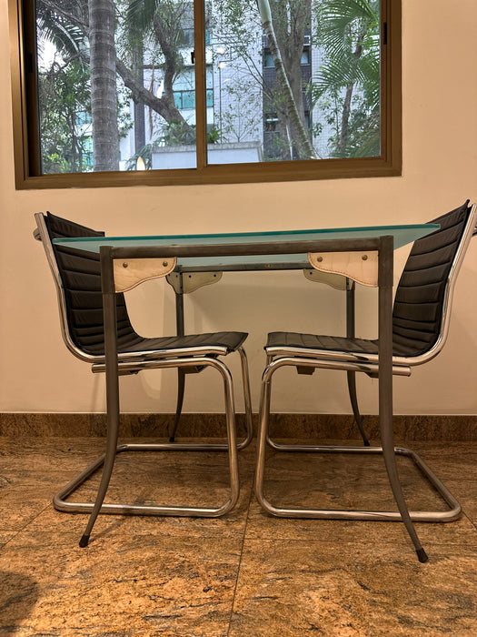 Mesa de 2 Lugares