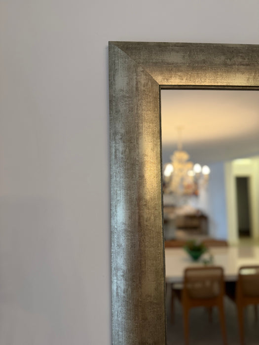 Espelho Decorativo com Moldura de Ferro