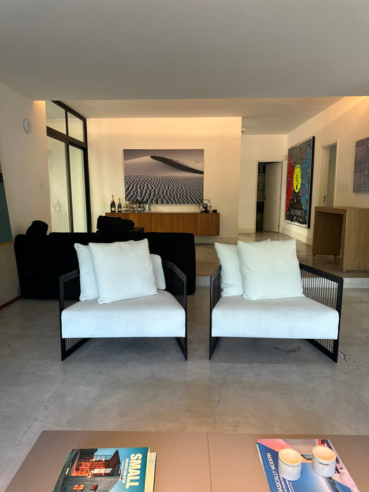 Par de Poltronas - Artefacto