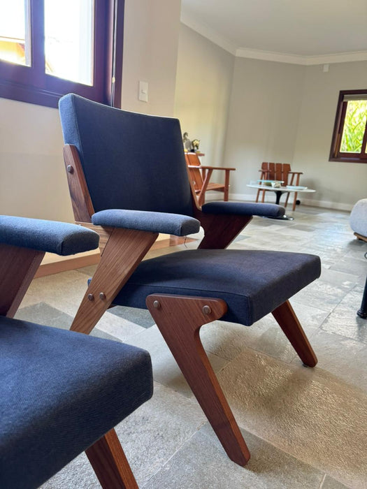 Par de Poltronas Zeca – Zanine Caldas (Reedição)