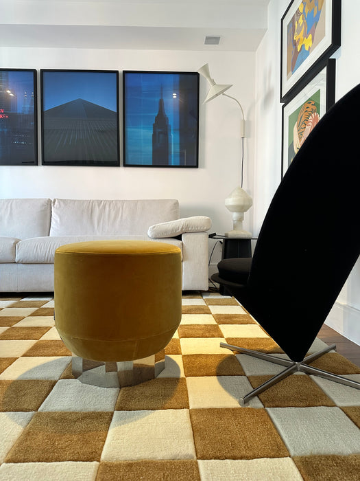 Sofá "Vogue" com Pufe – Micasa