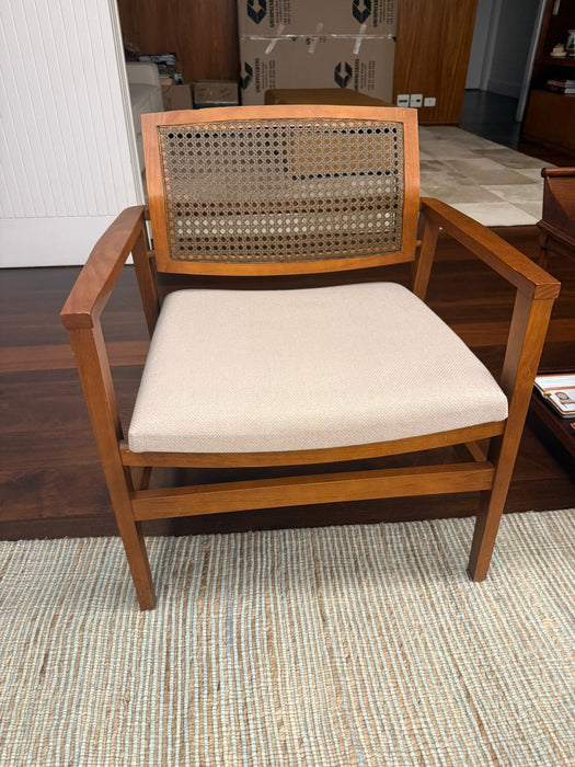 Par de Poltronas "Bossa"