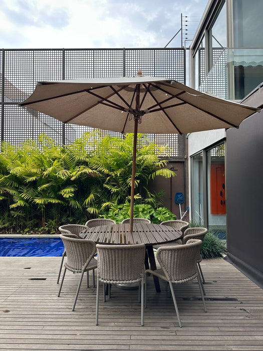 Conjunto Outdoor com Mesa de Jantar "Ayty" 8 Cadeiras "Andro" e Ombrelone - Saccaro