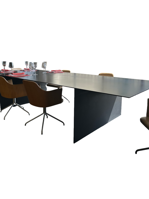 Mesa de Jantar "Bizzet" Ebanizada - Jader Almeida