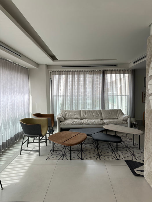 Conjunto de mesa|banco "Z" (3 peças em camurça e couro) - Estúdio Bola