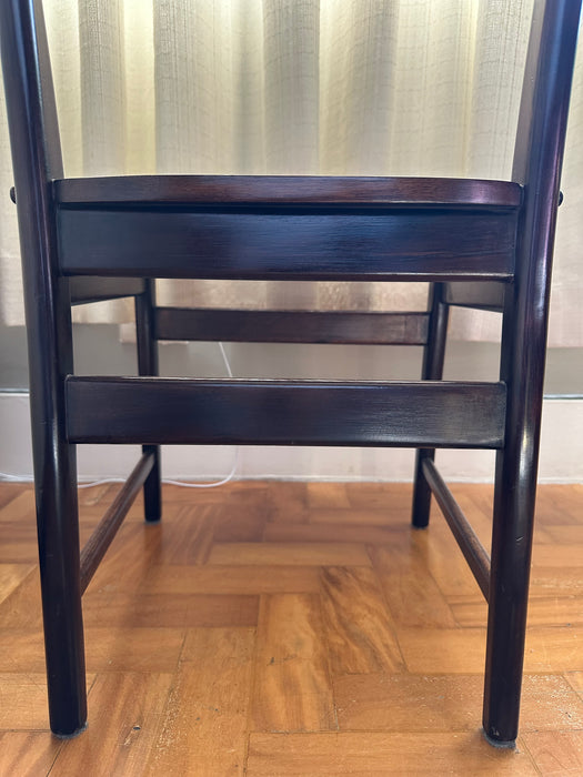 Cadeira "Lúcio" em Jacarandá – Atribuída a Sérgio Rodrigues