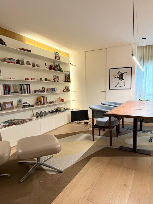 Poltrona "Repos"  com Banqueta em Couro - Antonio Citterio Para Vitra