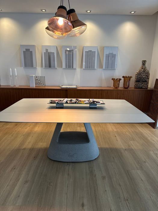 Mesa de Jantar “Table B” – Konstantin Grcic para BD Barcelona