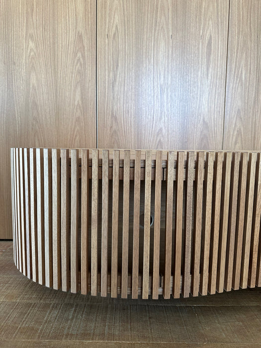 Rack "Taquaras" – Giacomo Tomazzi para Líder Interiores