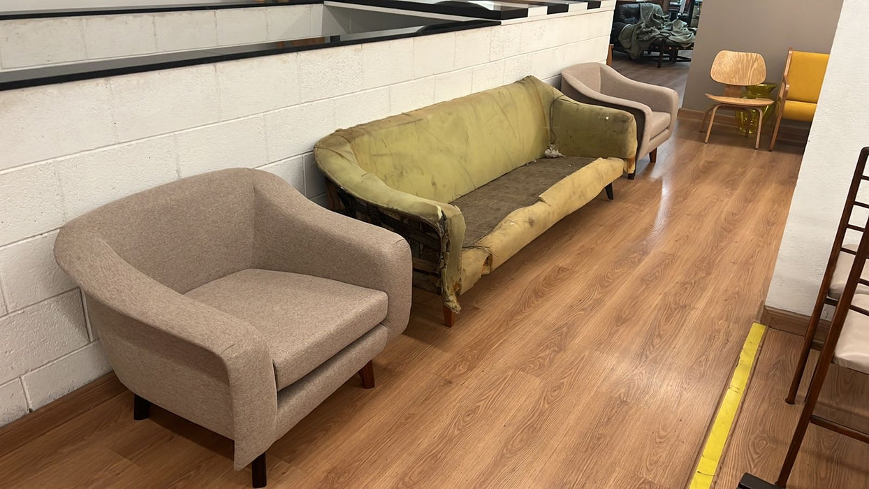 Conjunto de Poltrona e Sofá "Curva" - Adquirido loja Arquivo Vivo