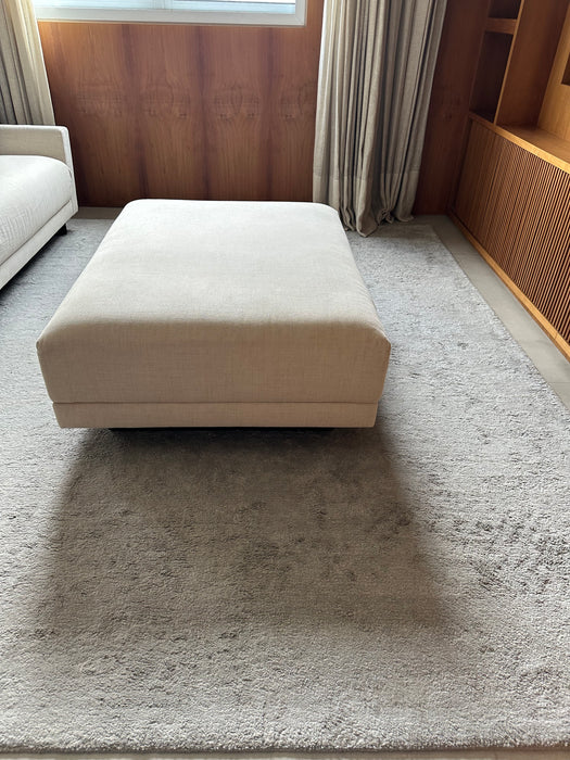 Sofá com Pufe e Aparador – Micasa / Marcenaria (aparador)