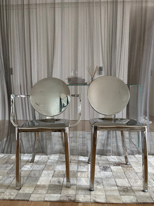 Conjunto de 6 Cadeiras “Kong” (2 com braços) – Philippe Starck para Emeco