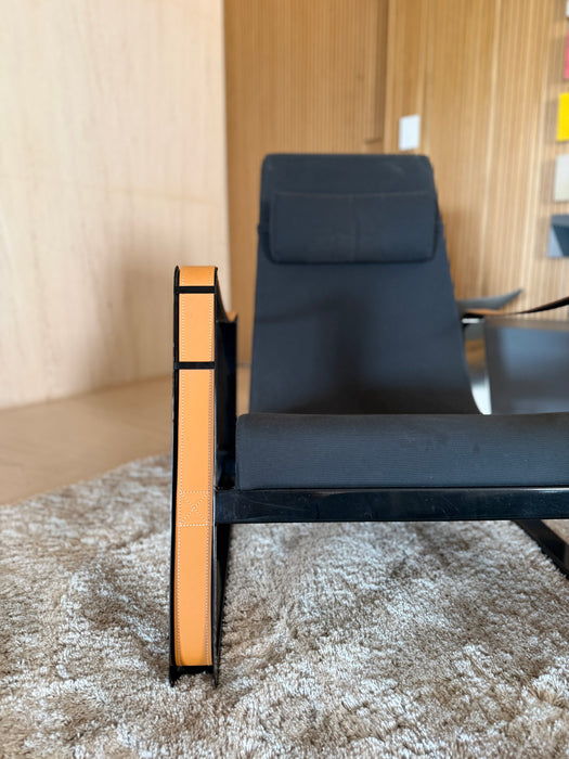 Poltrona "Cité" em Tecido - Jean Prouvé Para Vitra