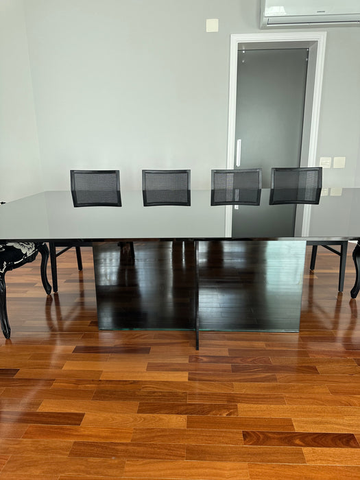 Mesa de Jantar Preta em Laca e Vidro
