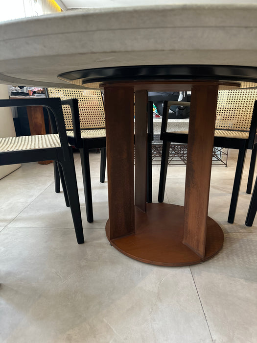 Mesa de Jantar com Tampo em Limestone Baiteg e Base em Corten - Silvio Romero para  Dpot (base) e  Potenza Mármores (tampo)