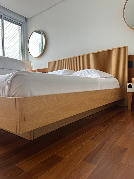 Espelho de Parede "Mia" – Casa Pronta