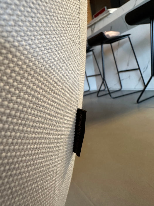 Sofá “Favn” – Jaime Hayón para Fritz Hansen