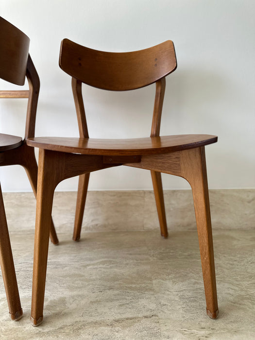 Conjunto com 8 Cadeiras (2 com braços) – Estúdio Bola