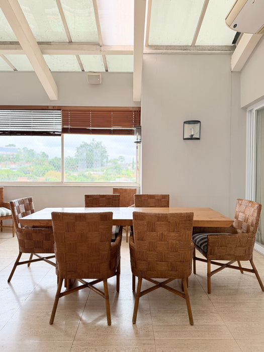 Mesa de Jantar em Madeira com 8 Cadeiras