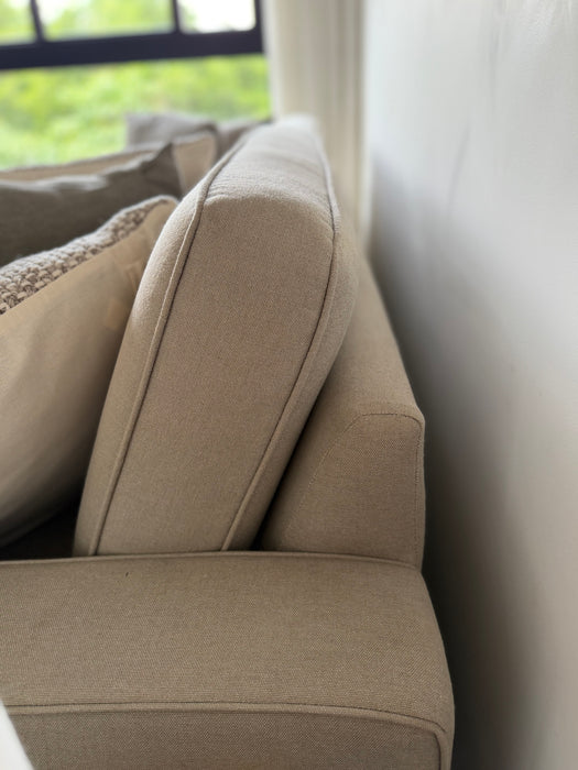 Sofá com Chaise