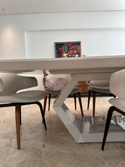 Mesa de Jantar em Laca - Brentwood