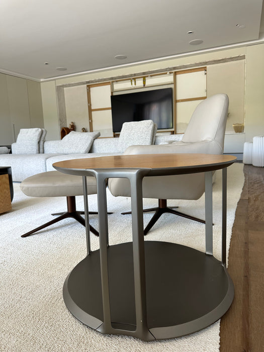 Mesa Lateral “Laguna” – Fellipe Piccelli para Breton