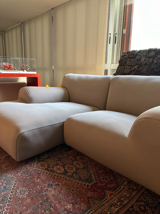 Sofá "Welcome" com chaise área externa - Paola Lenti/ Casual