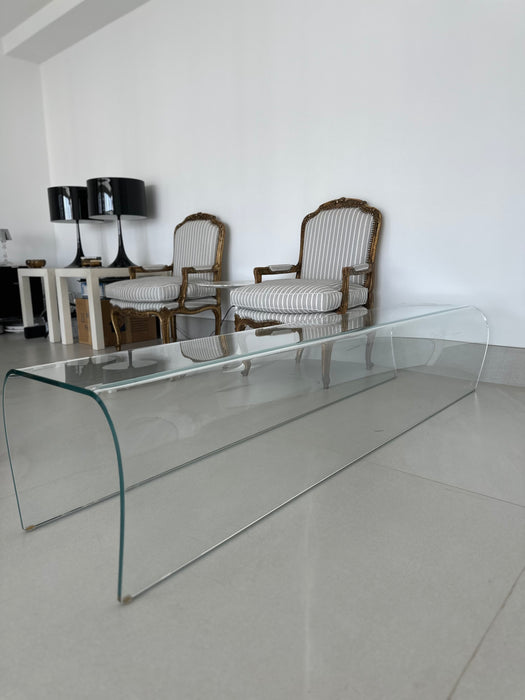 Banco "Bent" – Naoto Fukasawa para Montenapoleone