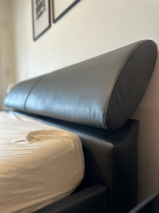 Cama de Casal "Casa KTD" com 2 Mesas de Cabeceira (colchão Incluso) - Matthias Rossow para RUF Betten