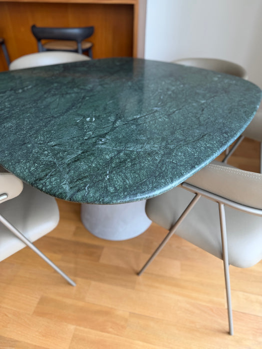 Mesa de Jantar "Concrete" - Estúdio Bola
