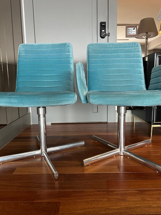 Conjunto de 8 Cadeiras Giratórias "Charly" (2 com braços) – Fahrer