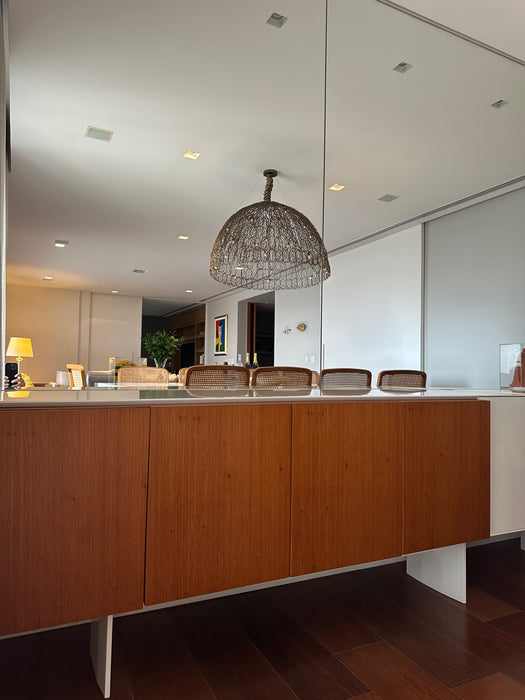 Buffet "Coisas" – Fernanda Brunoro para Dpot (porta madeira lateral esquerda)