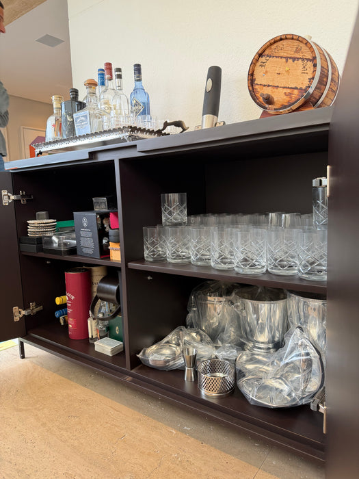 Buffet "Kainz" – Artefacto