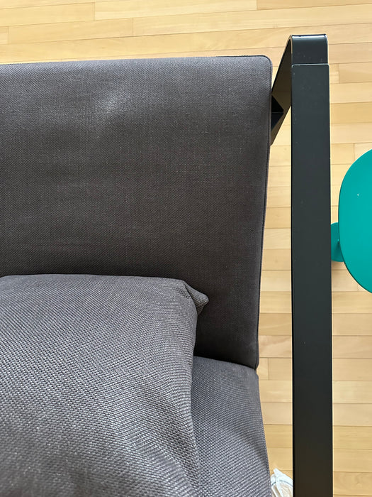 Par de Poltronas “Gaston” – Vincent Van Duysen para Poliform